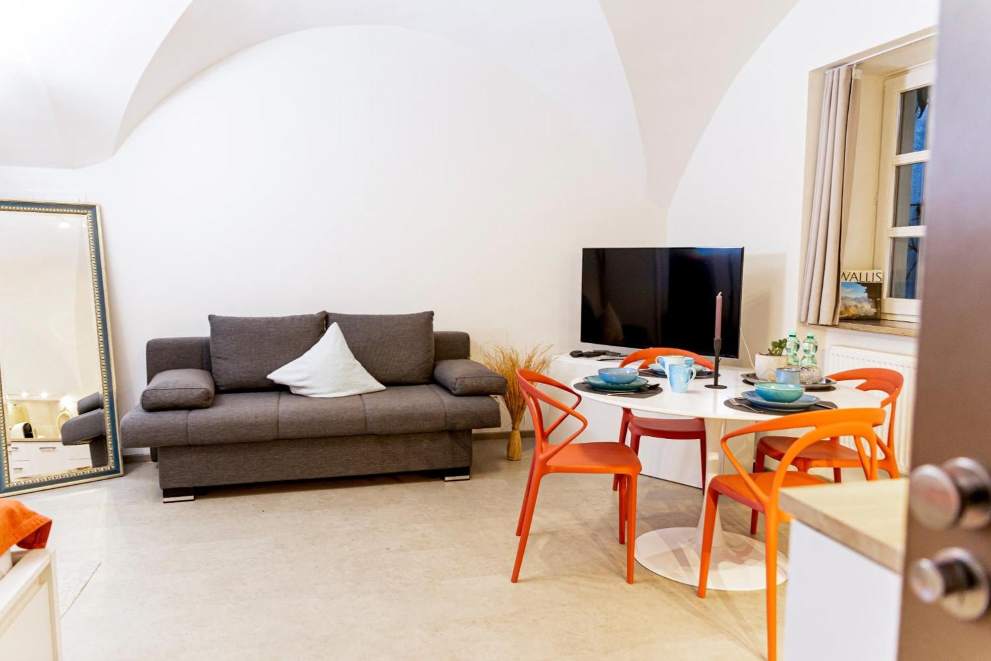 Suite-Regensburg Luaran gambar