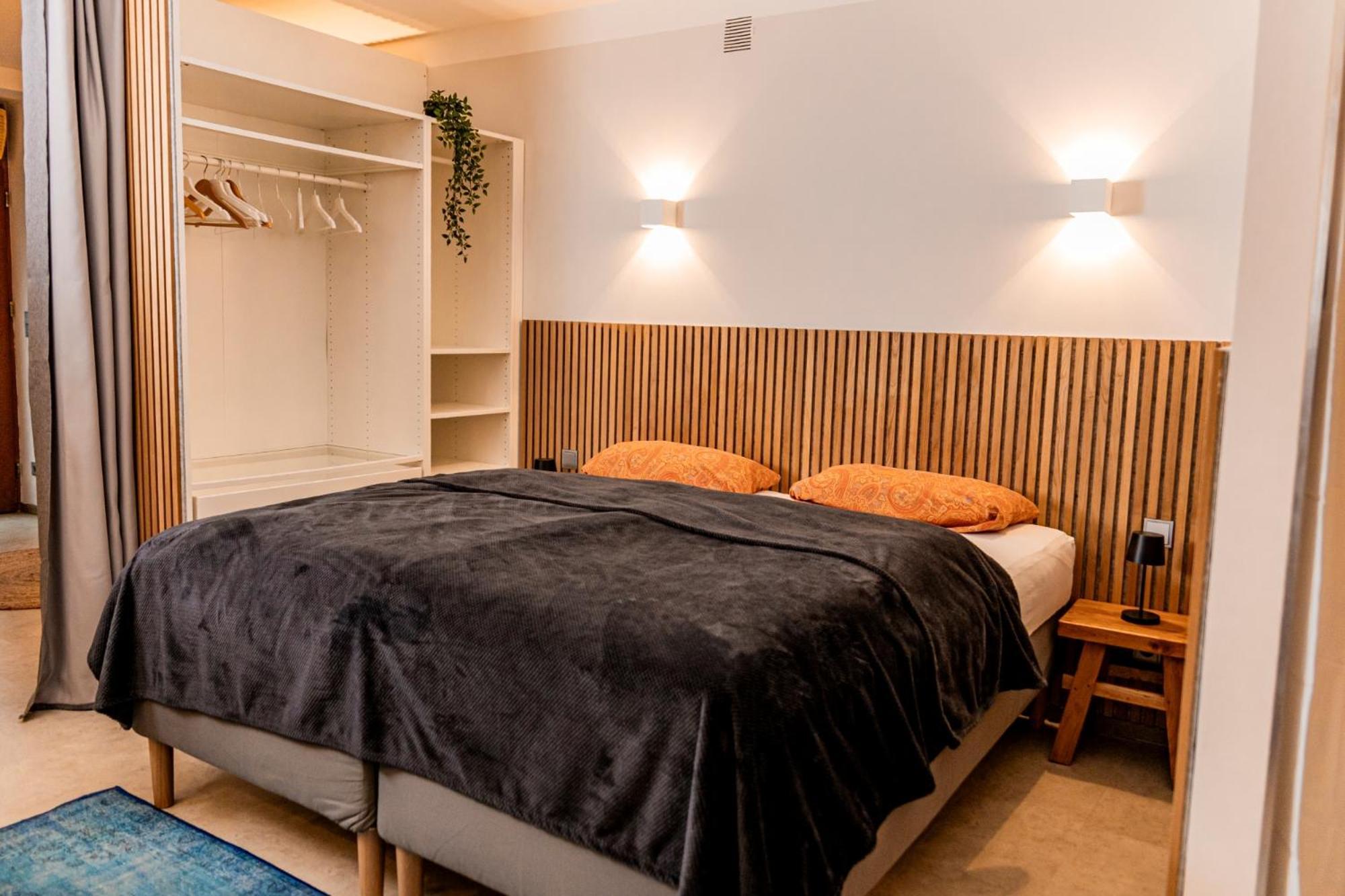Suite-Regensburg Luaran gambar
