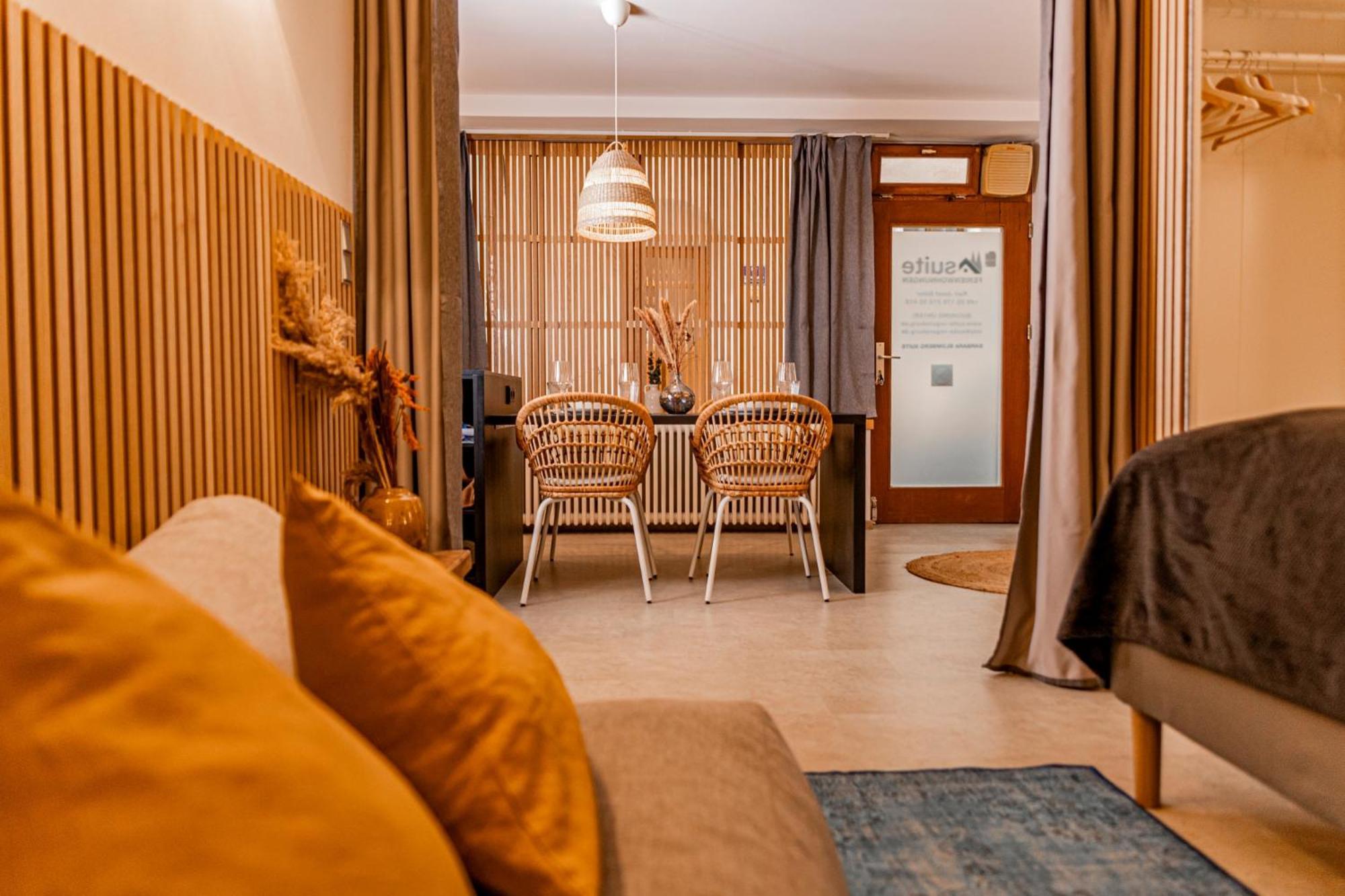Suite-Regensburg Luaran gambar